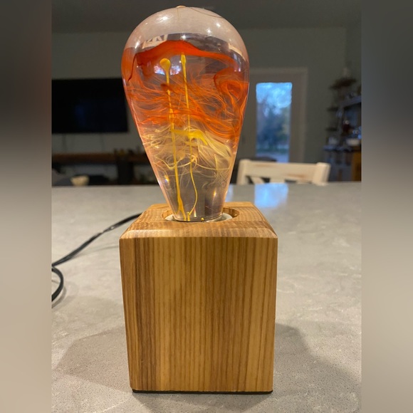 Solar Corona LED Light Bulb In Wooden Base Toggle Power Switch Ambient Lighting - Picture 2 of 12